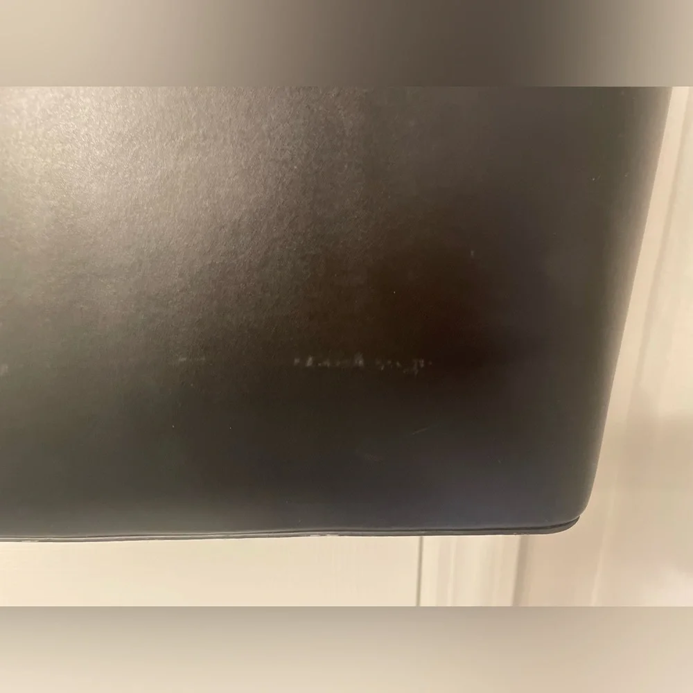 LARGE KATE SPADE WORK BAG - FITS LAPTOP AND OTHER ITEMS VERY COMFORTABLY
